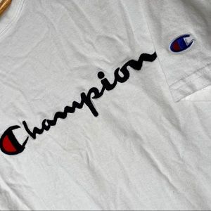 CHAMPION TSHIRT